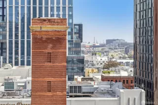 Photo #6: 425048754 Listing