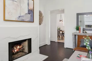 Photo #6: 425049873 Listing