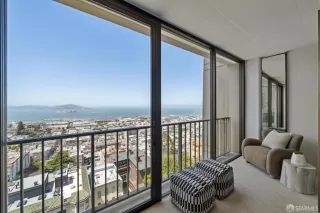 Photo #3: 425050155 Listing