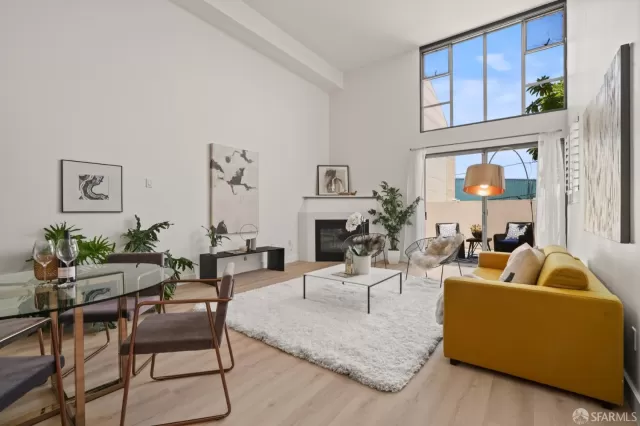 MLS: 425050599 Condo For Sale