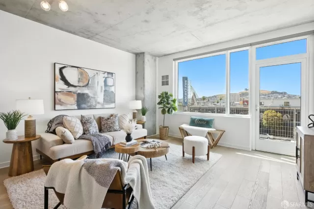 MLS: 425050876 Condo For Sale