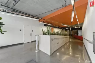 Photo #6: 425050876 Listing 