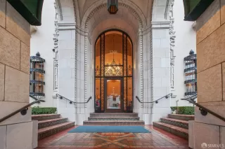 Photo #1: 425050893 Listing