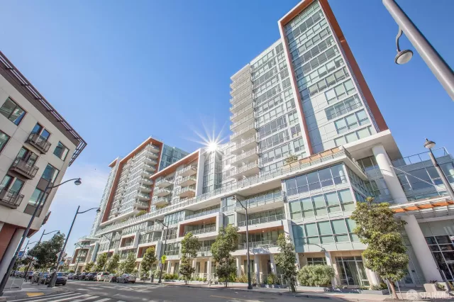 MLS: 425051055 Condo For Sale