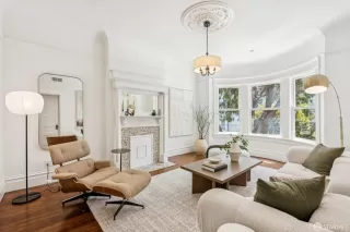 Photo #3: 425051124 Listing 