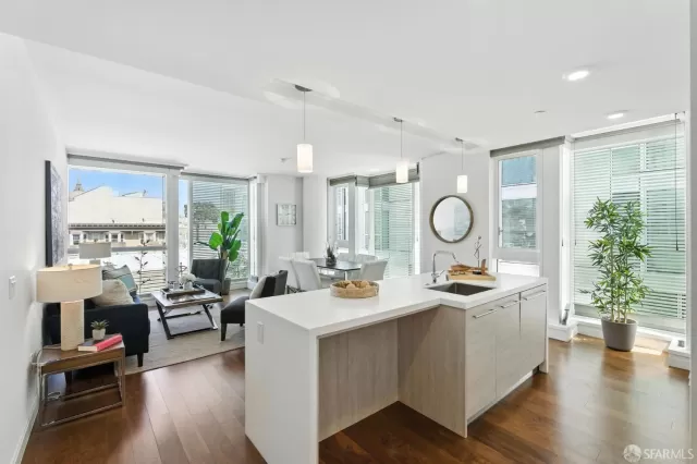 MLS: 425051177 Condo For Sale