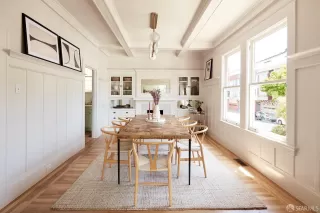 Photo #4: 425051407 Listing 