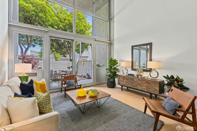 MLS: 425052747 Condo For Sale