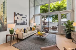 Photo #3: 425052747 Listing 