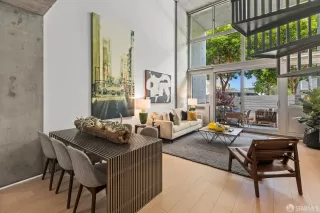 Photo #5: 425052747 Listing 