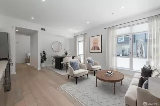 Photo #2: 425053534 Listing