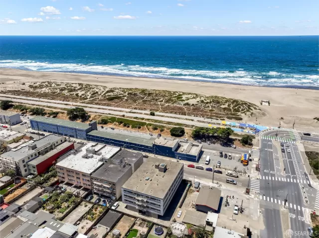 MLS: 425053671 Condo For Sale