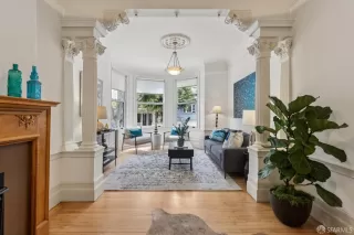 Photo #1: 425053724 Listing