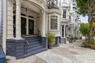 Photo #5: 425053724 Listing