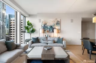 Photo #2: 425054233 Listing 