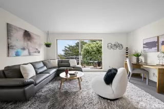 Photo #3: 425054277 Listing 