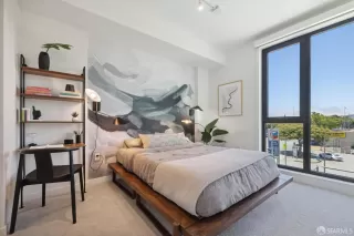 Photo #5: 425054464 Listing