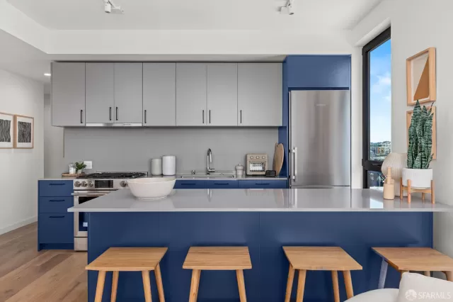 MLS: 425054481 Condo For Sale