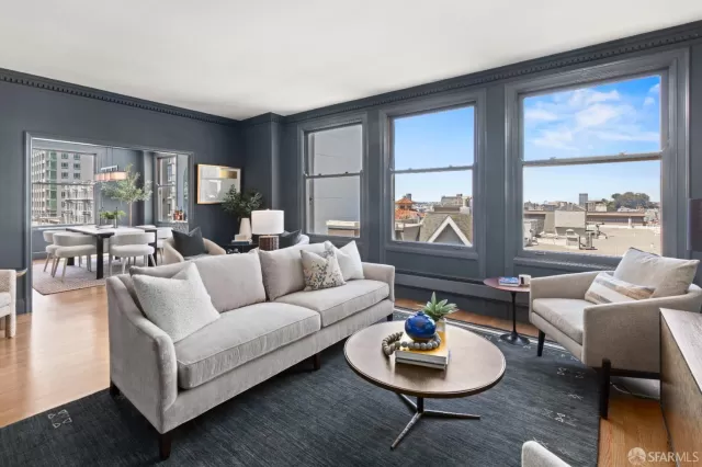 MLS: 425054506 Condo For Sale