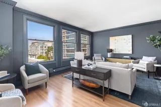 Photo #5: 425054506 Listing