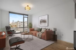 Photo #2: 425054557 Listing 