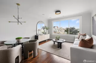 Photo #4: 425054740 Listing 