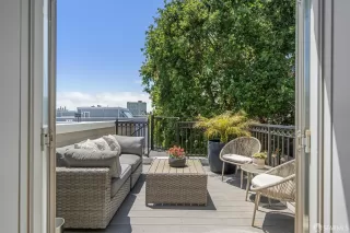 Photo #5: 425055096 Listing 