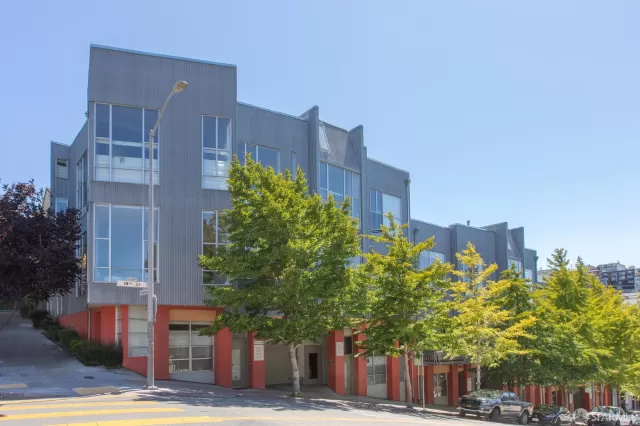 MLS: 425055133 Condo For Sale