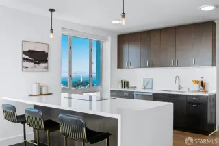 Photo #5: 425055529 Listing 