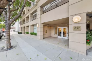 Photo #3: 425055641 Listing