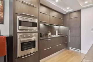 Photo #6: 425055782 Listing