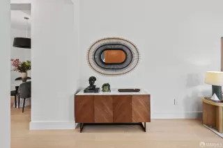 Photo #4: 425056246 Listing 