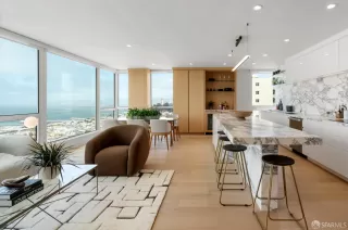 Photo #4: 425056599 Listing 