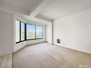 Photo #6: 425056822 Listing