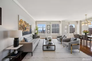 Photo #2: 425056908 Listing 