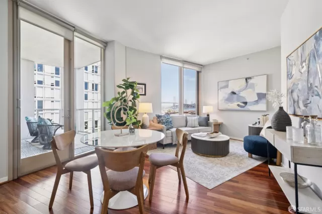 MLS: 425056923 Condo For Sale