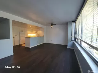 Photo #4: 425057202 Listing 