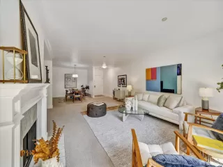 Photo #6: 425057272 Listing 