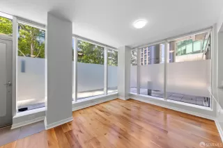 Photo #2: 425057296 Listing 