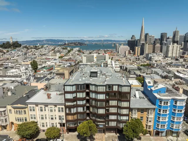 MLS: 425057401 Condo For Sale