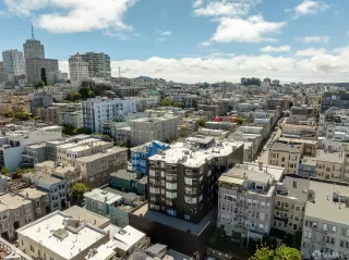 Photo #4: 425057401 Listing 