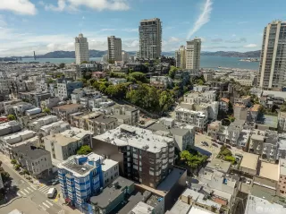 Photo #5: 425057401 Listing 