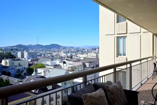 Photo #5: 425057413 Listing 