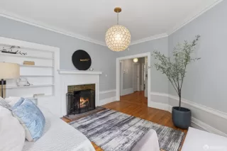 Photo #3: 425057433 Listing