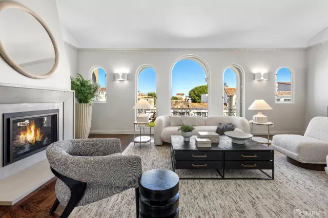 MLS: 425057466 Condo For Sale