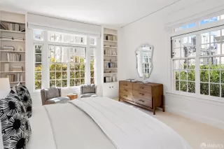 Photo #4: 425057544 Listing 