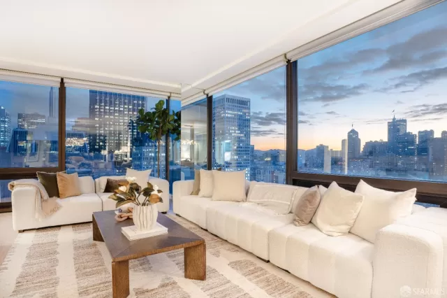 MLS: 425057711 Condo For Sale