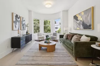 Photo #5: 425057841 Listing