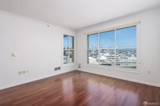 Photo #2: 425058022 Listing 