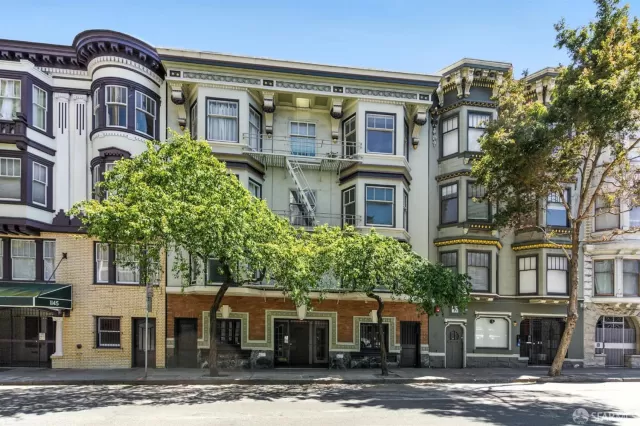 MLS: 425058443 Condo For Sale